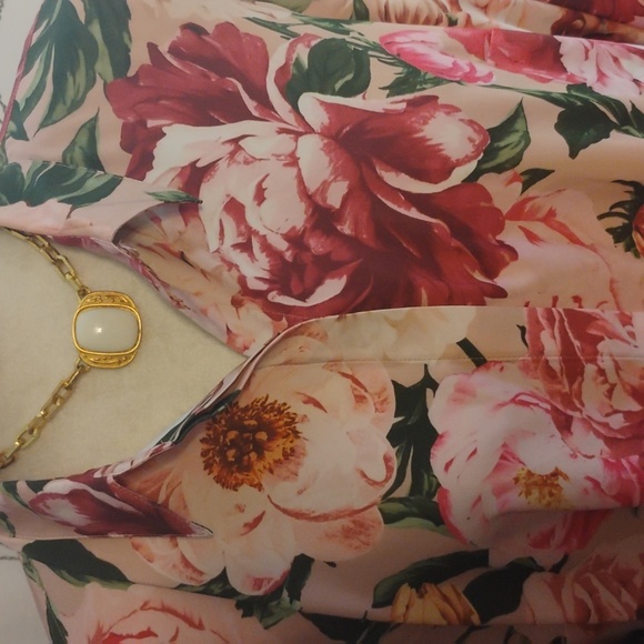 Beautiful Spring Express Blouse - Picture 2 of 6